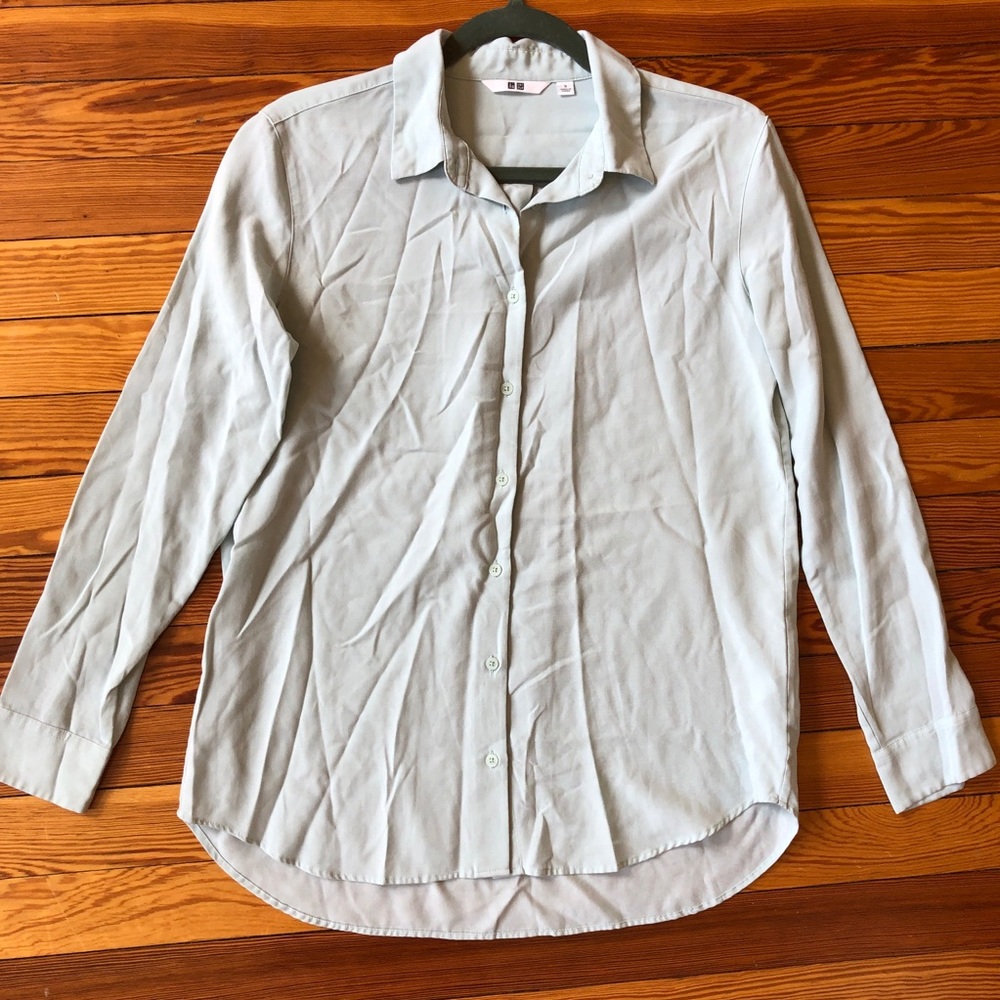 Lovely Mint-Colored Button-Up from Uniqlo